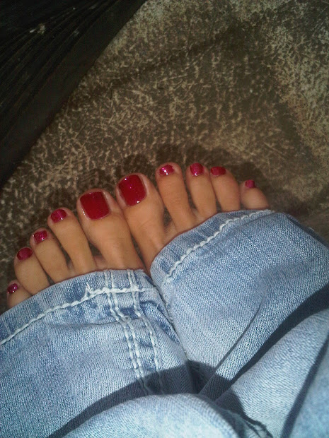 majnooni beauty creepy feet