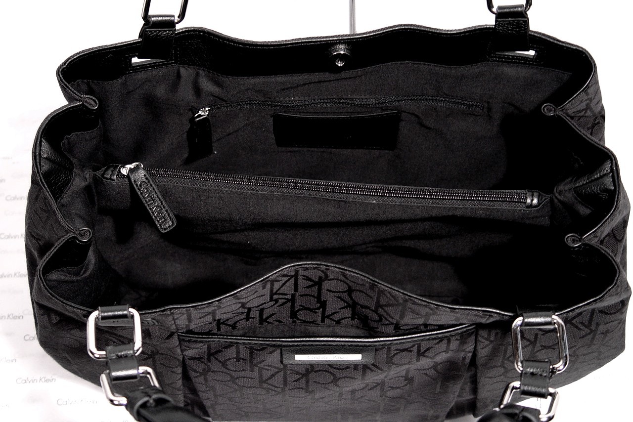 Calvin Klein Signature