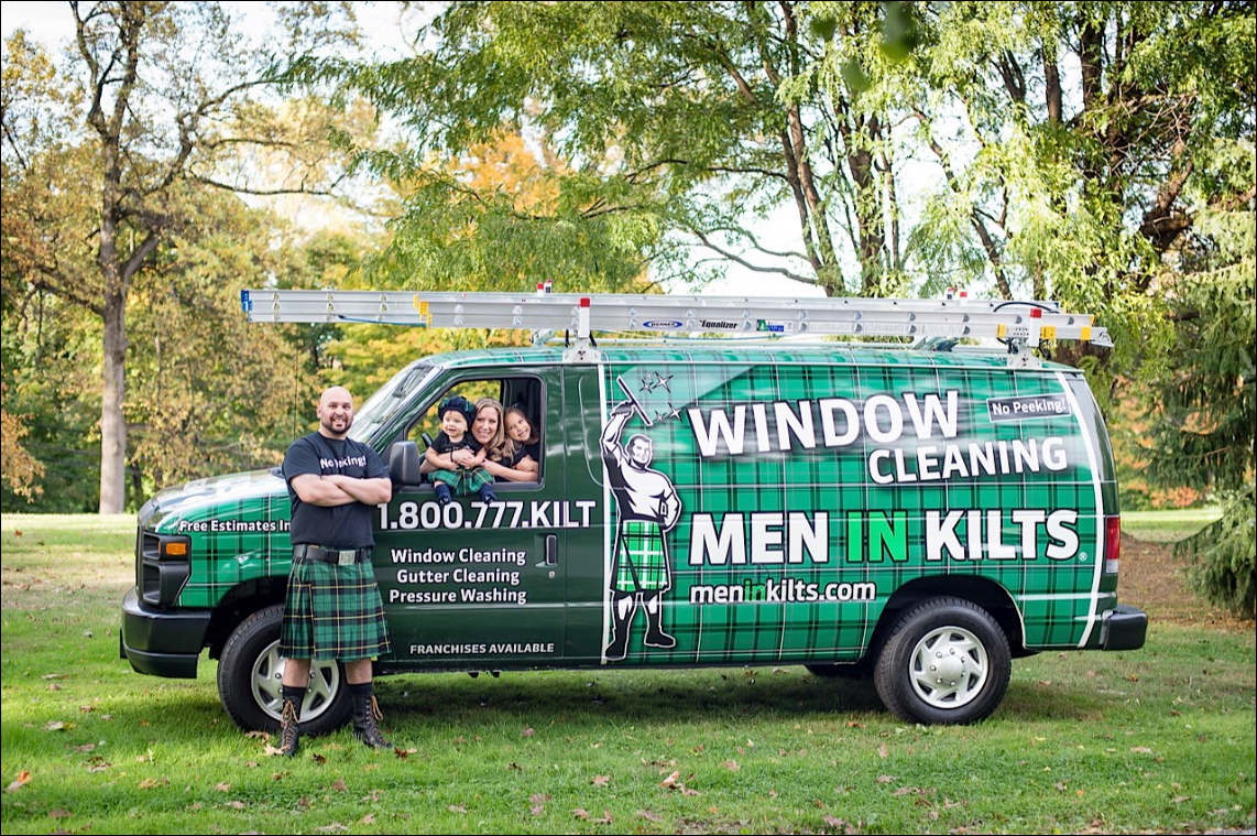 RobinsonSolutions Professional Window Cleaning Window Cleaning MIK In Boston