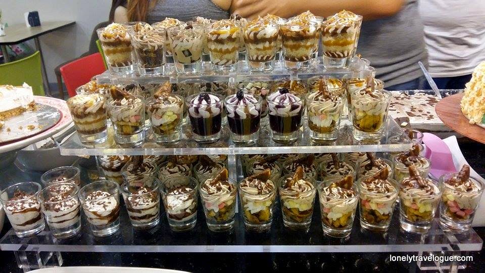 Lonely Travelogue Unlimited Love of Desserts