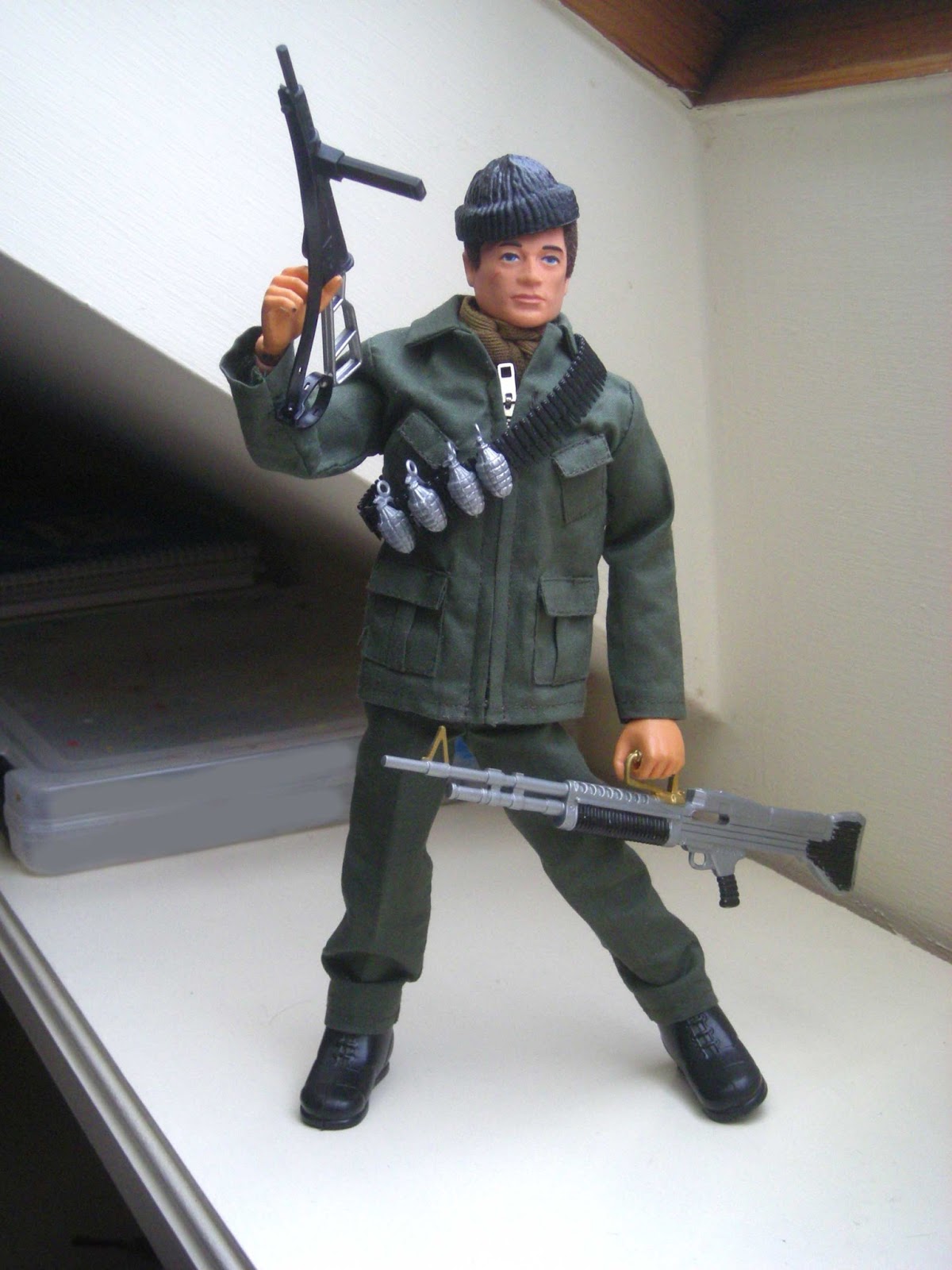 action_man_commando_1+030_bc_s.jpg