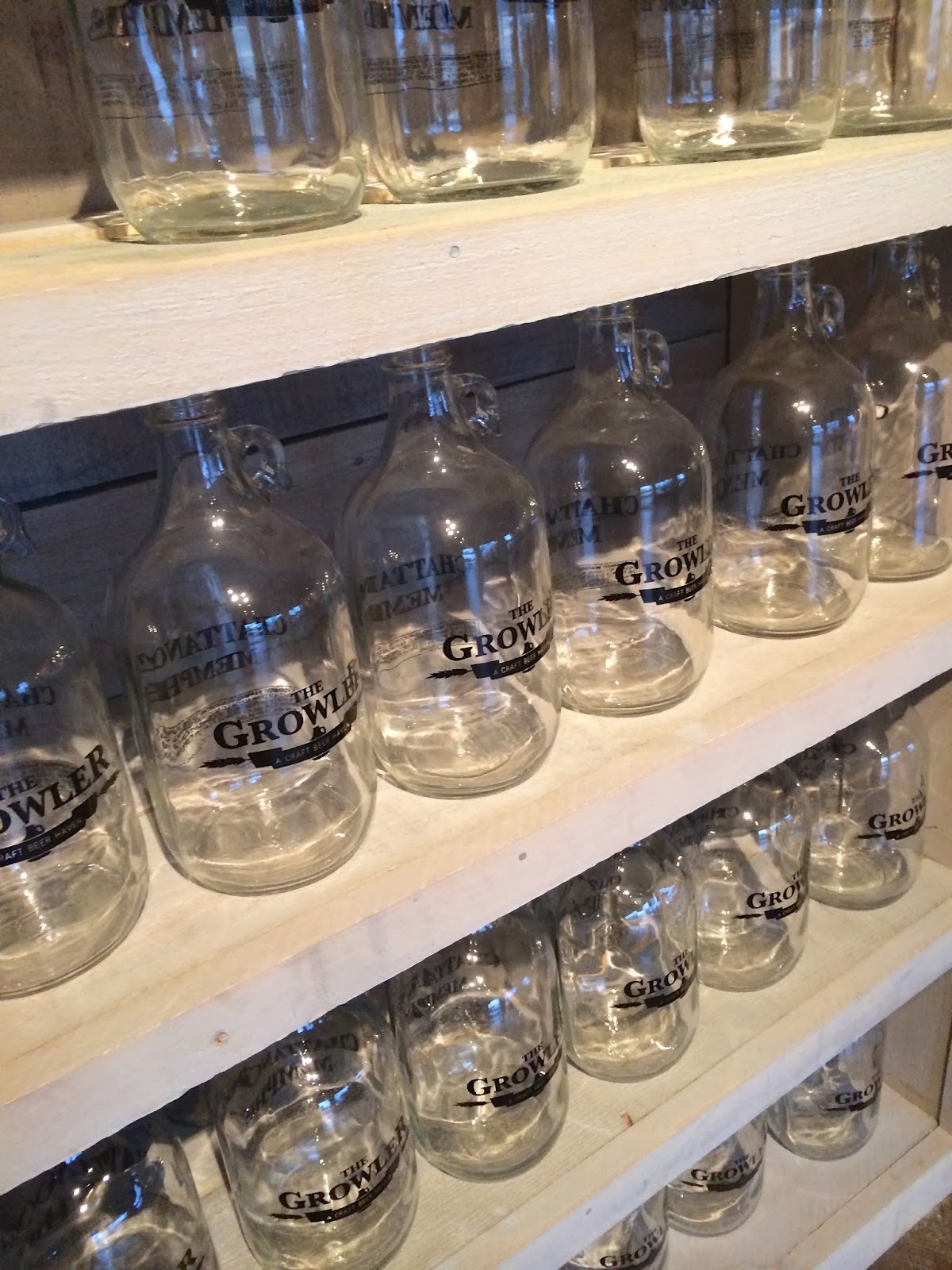 Makin' it in Memphis {Go There} The Growler Memphis.