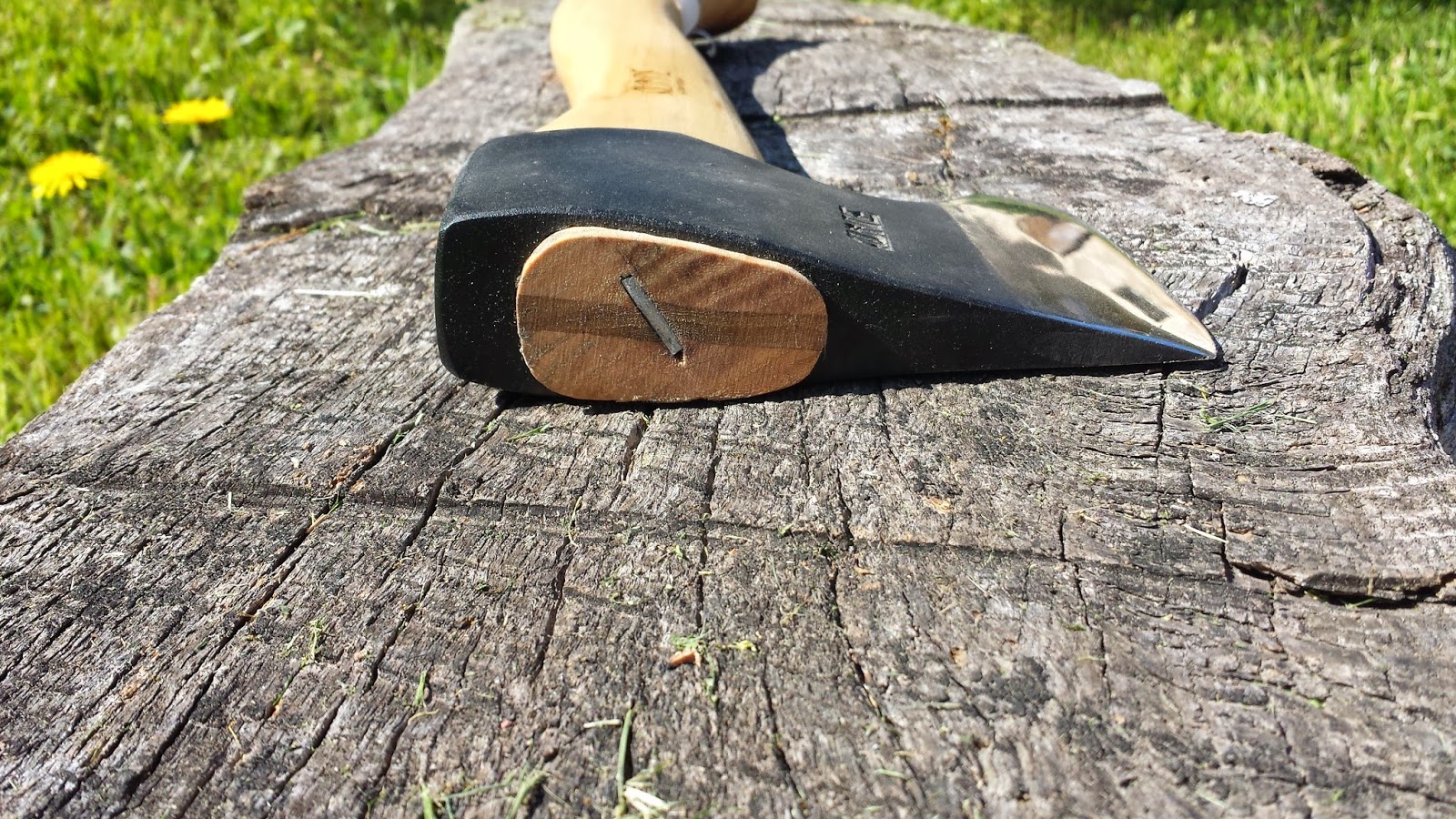 Australian Bushcraft Autine Axes