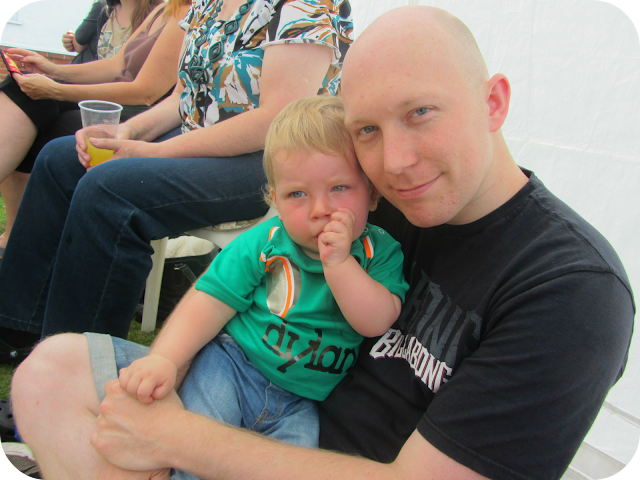 thumb sucking, daddy and son, first birthday party