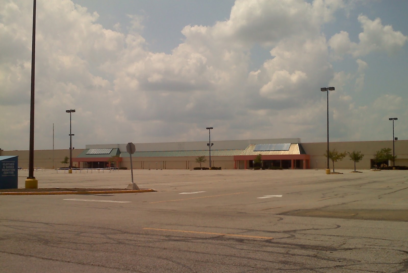 despite rumors that menards plans to open in this store it continues to remain vacant it was used as a temporary halloween store once - Halloween Stores In Medina Ohio despite rumors that menards plans to open in this store it continues to remain vacant it was used as a temporary halloween store once - Halloween Stores In Medina Ohio
