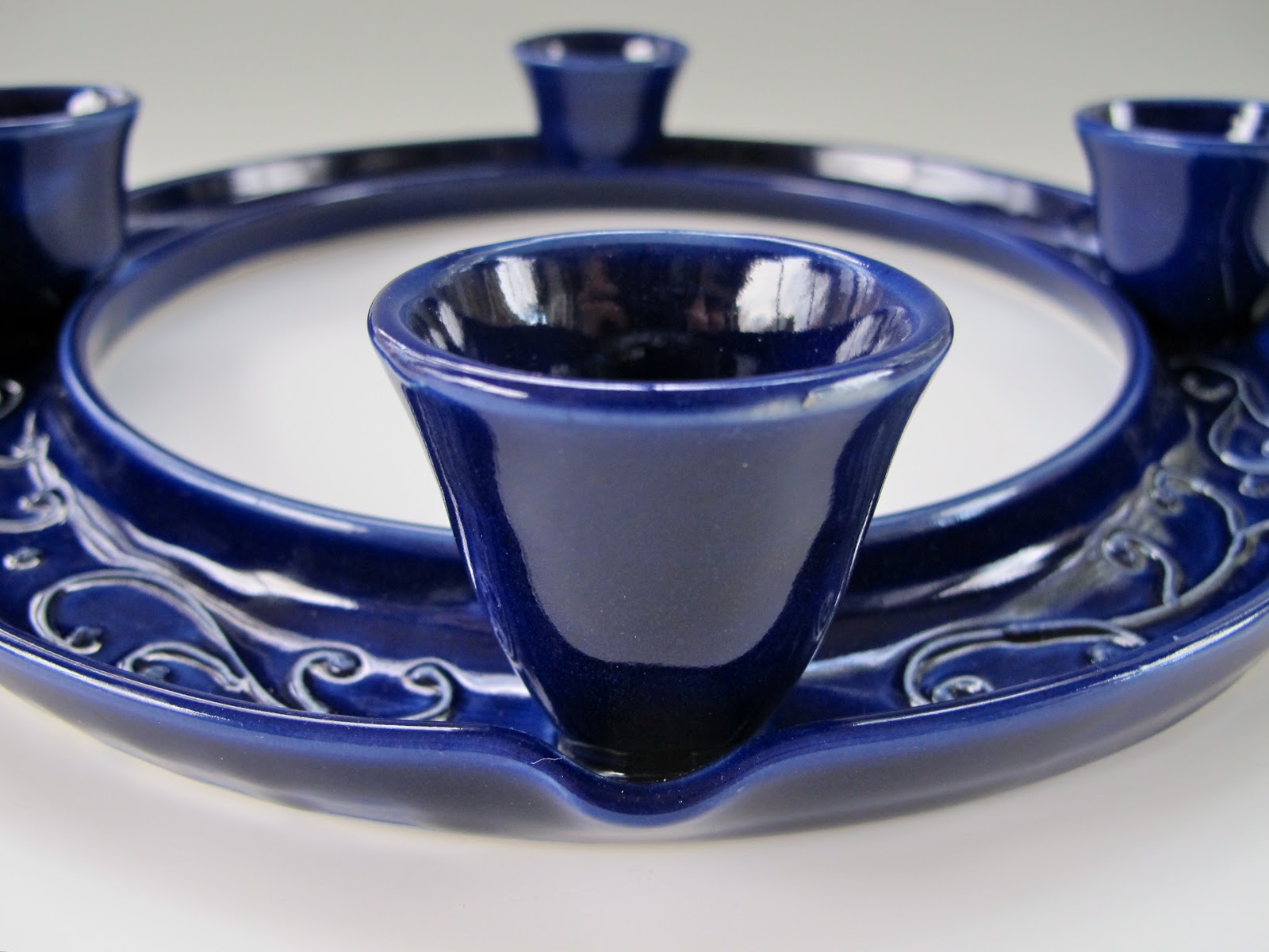 Pottery by Lisa Slip Trailing