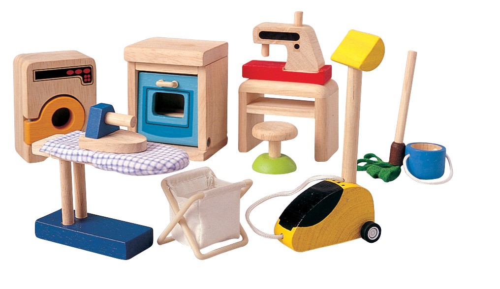 dolls house and accessories