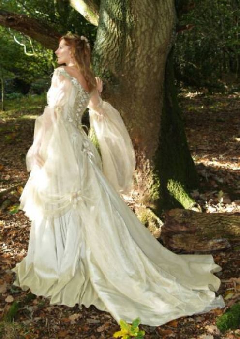 Wedding gowns for free