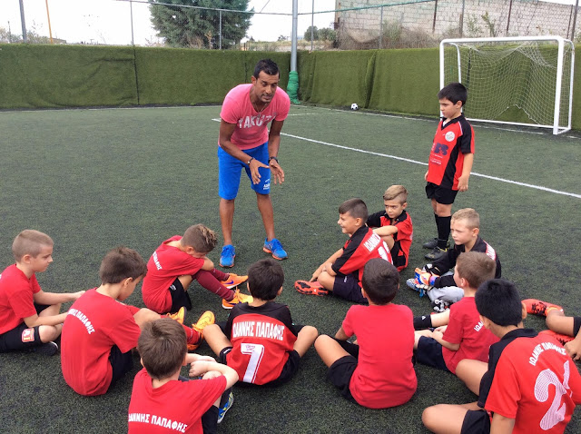 οδηγίες στην ανάπαυλα του αγώνα