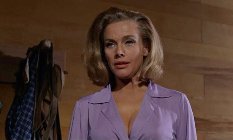 pussy galore goldfinger