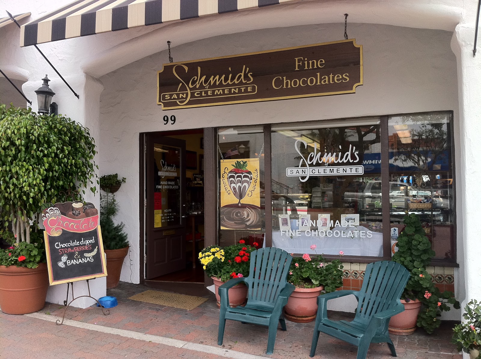 The San Clemente Pier Shops on Del Mar