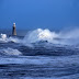 De woeste zee met hoge golven