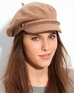Модные женские вязаные шапки