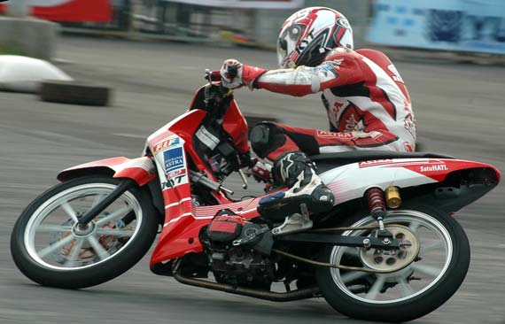 Modifikasi%2BHonda%2BSupra%2BX%2B125%2BDrag%2BRace. title=