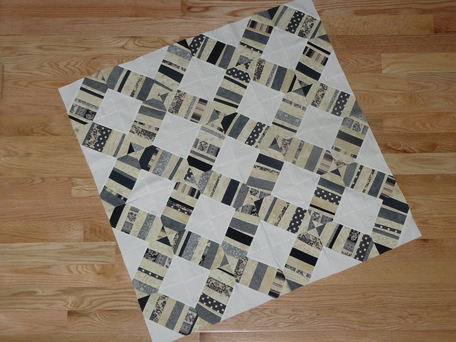 a quilter's journey Liberated Wedding Ring Top Complete