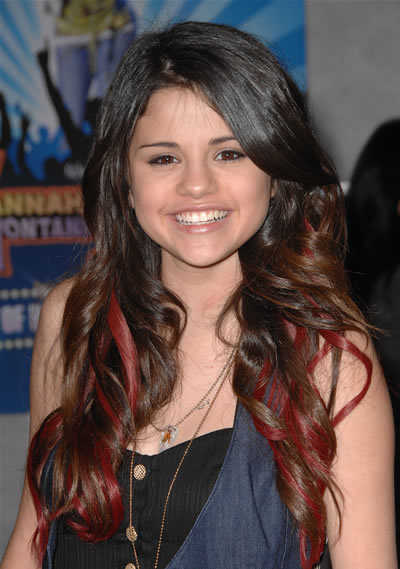 selena gomez with red hair