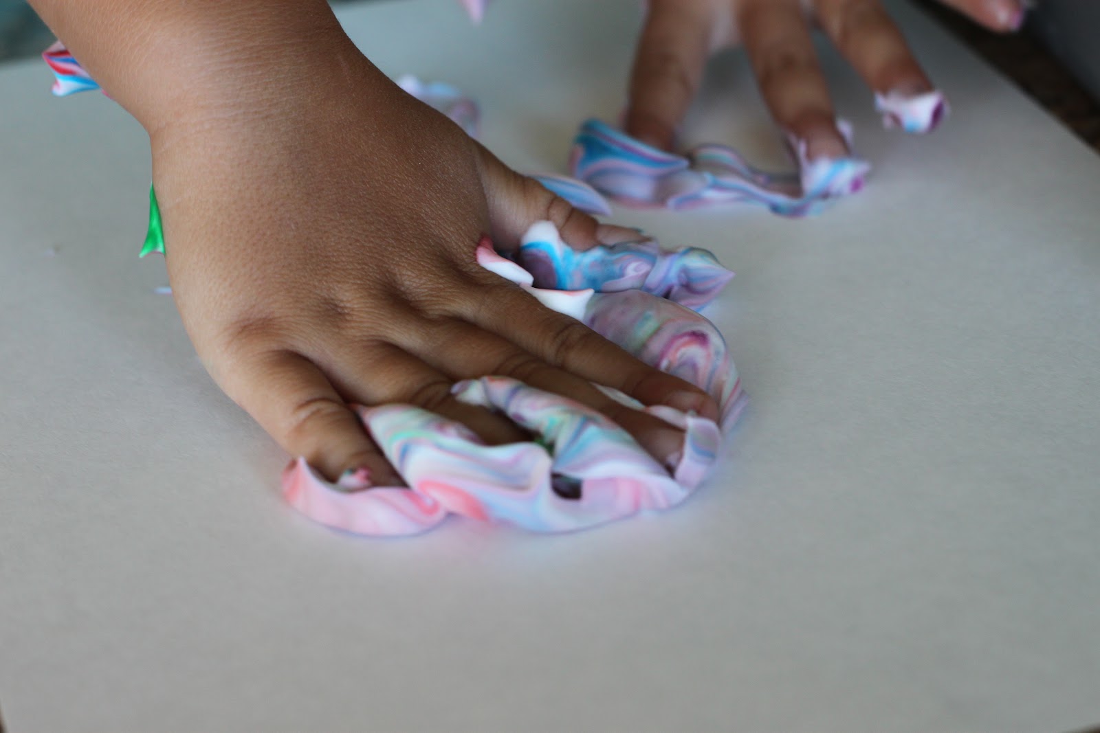 Playing House Summer Fun Finger Painting with Shaving Cream