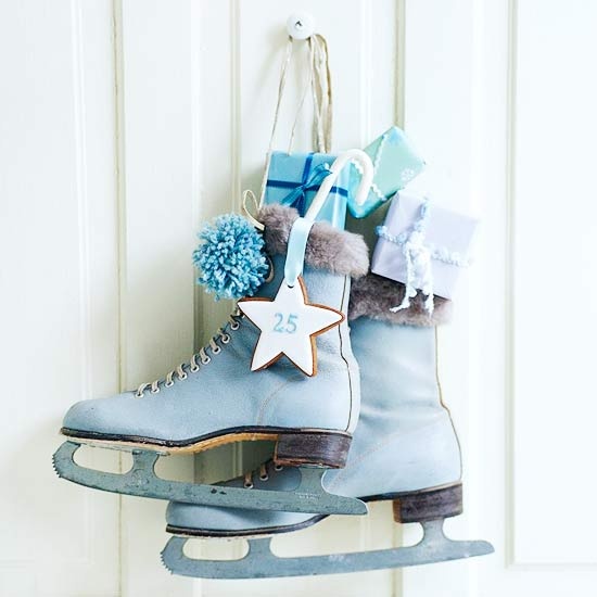 Shabby in love Ice skate christmas decor
