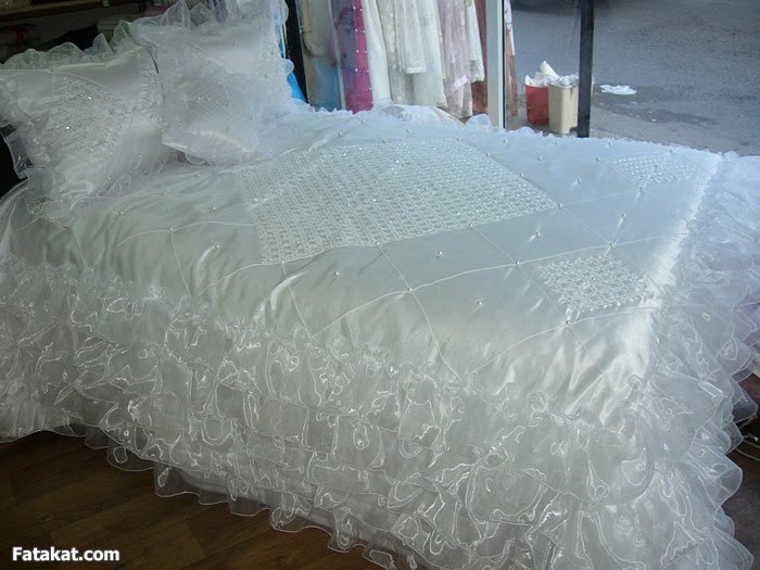 مفروشات سراير لليله العمر 2012.