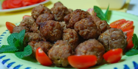 Beef Meatballs with Cayenne Pepper and Mint