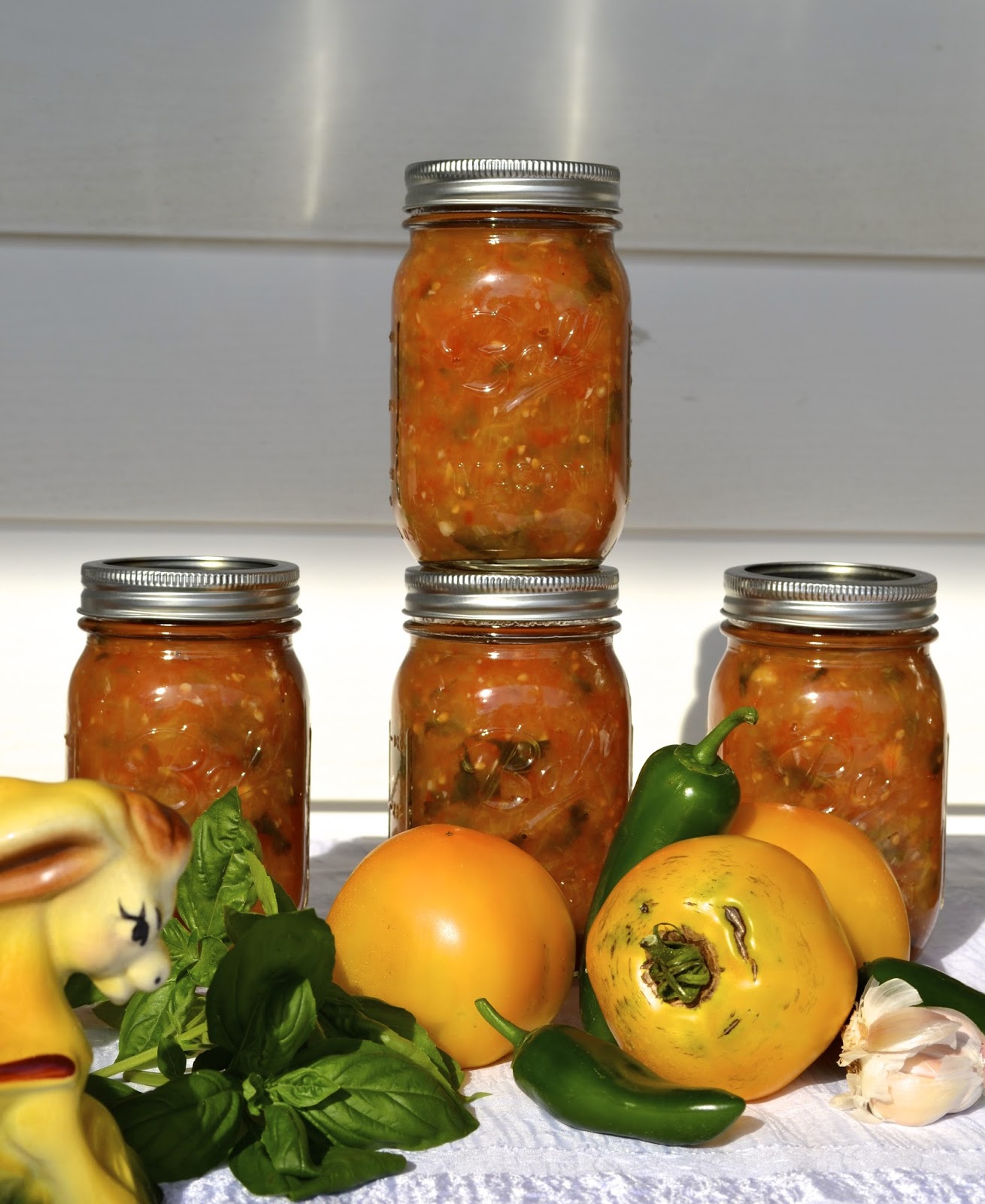 Things and Stuff Canning Roasted Yellow Tomato Salsa