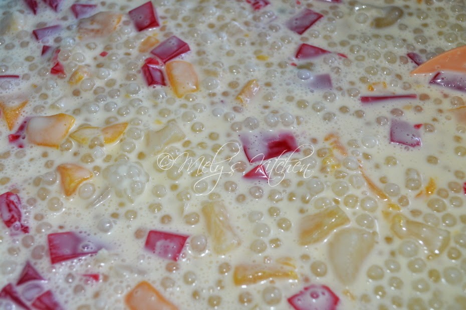 Mely's kitchen Tapioca Fruit Cocktail Salad