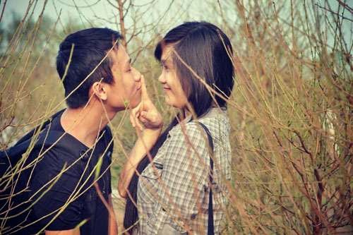 Hình ảnh đẹp về tình yêu trong sáng lứa tuổi học sinh, sinh viên
