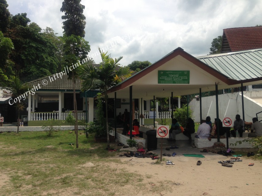 Pulau-Besar-Melaka-1333.jpg surau pulau besar