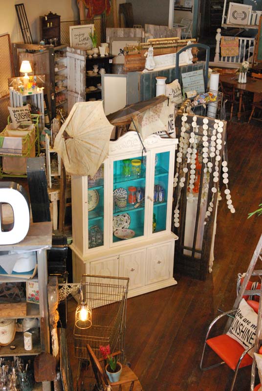 106 Vintage Vintage Store in Coleridge Nebraska Jill Ruth & Co.