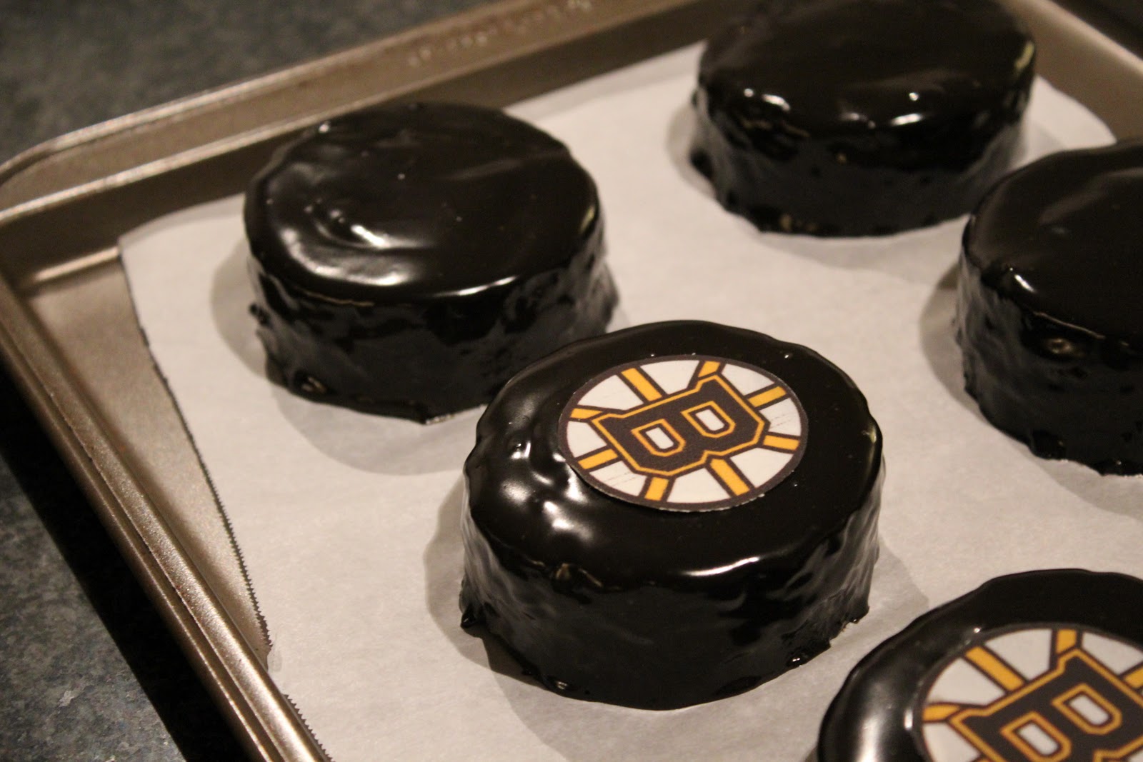 Hockey Puck Cake 