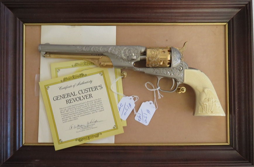 Franklin Mint Reproduction Custer Pistol ~