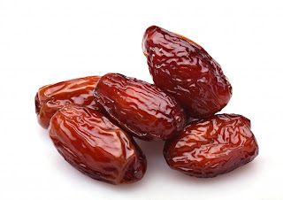 Manfaat Kurma untuk Berbuka Puasa Manfaat Kurma untuk Berbuka Puasa