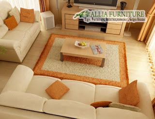 Model bantal selaras dengan sofa dan karpet Model bantal selaras dengan sofa dan karpet