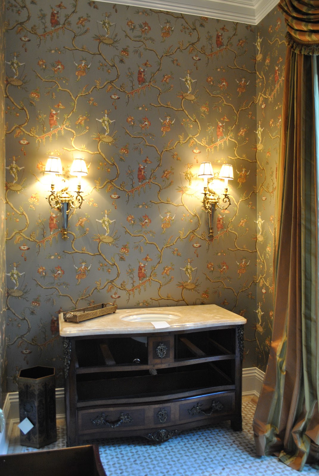 Love this powder room...not quite finished...mirror and ...