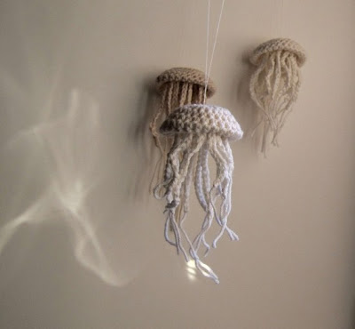 Toxiferous Designs: Amigurumi Jellyfish by Awkward
