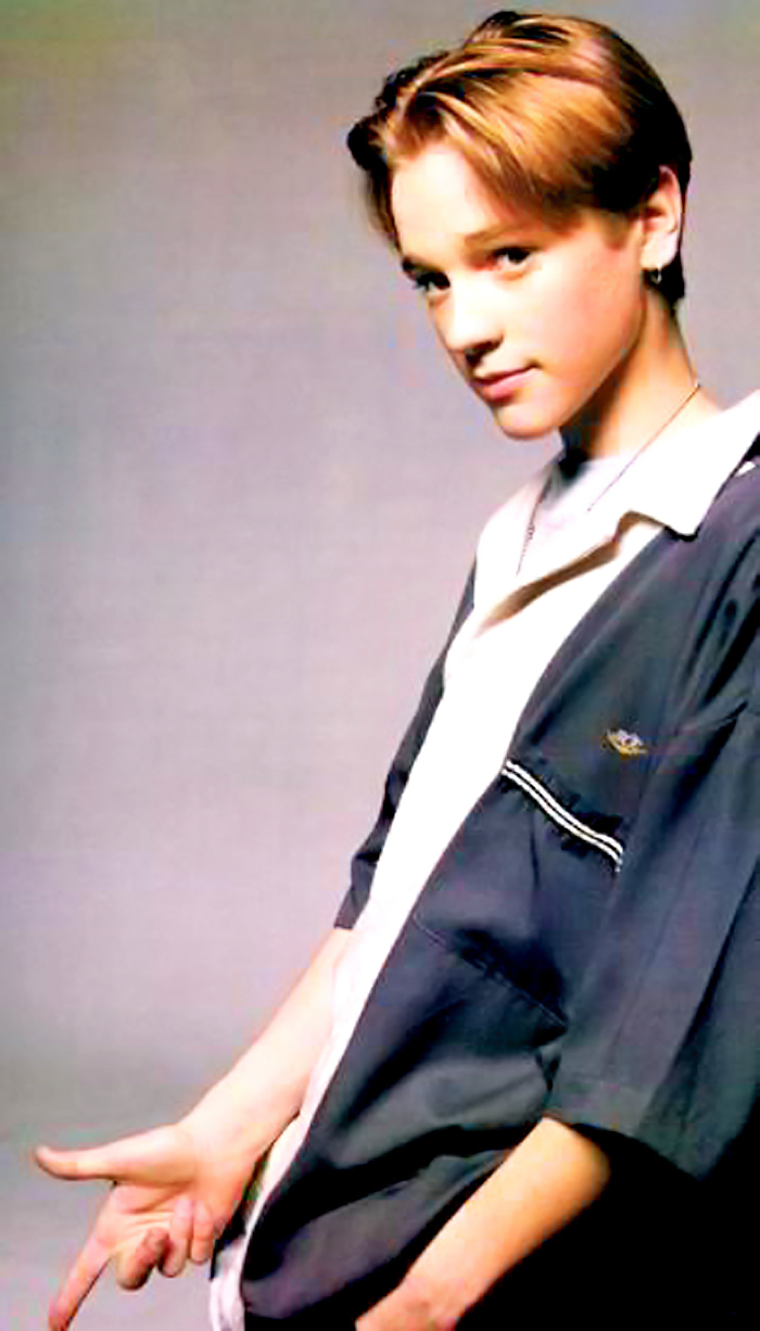 Devon Sawa Photos | Tv Series Posters and Cast