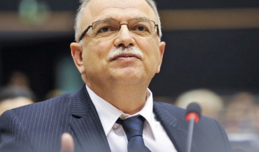 Παπαδημούλης: Ρατσιστές όσοι ζητούν κοινωνικό μέρισμα μόνο για Έλληνες Παπαδημούλης: Ρατσιστές όσοι ζητούν κοινωνικό μέρισμα μόνο για Έλληνες
