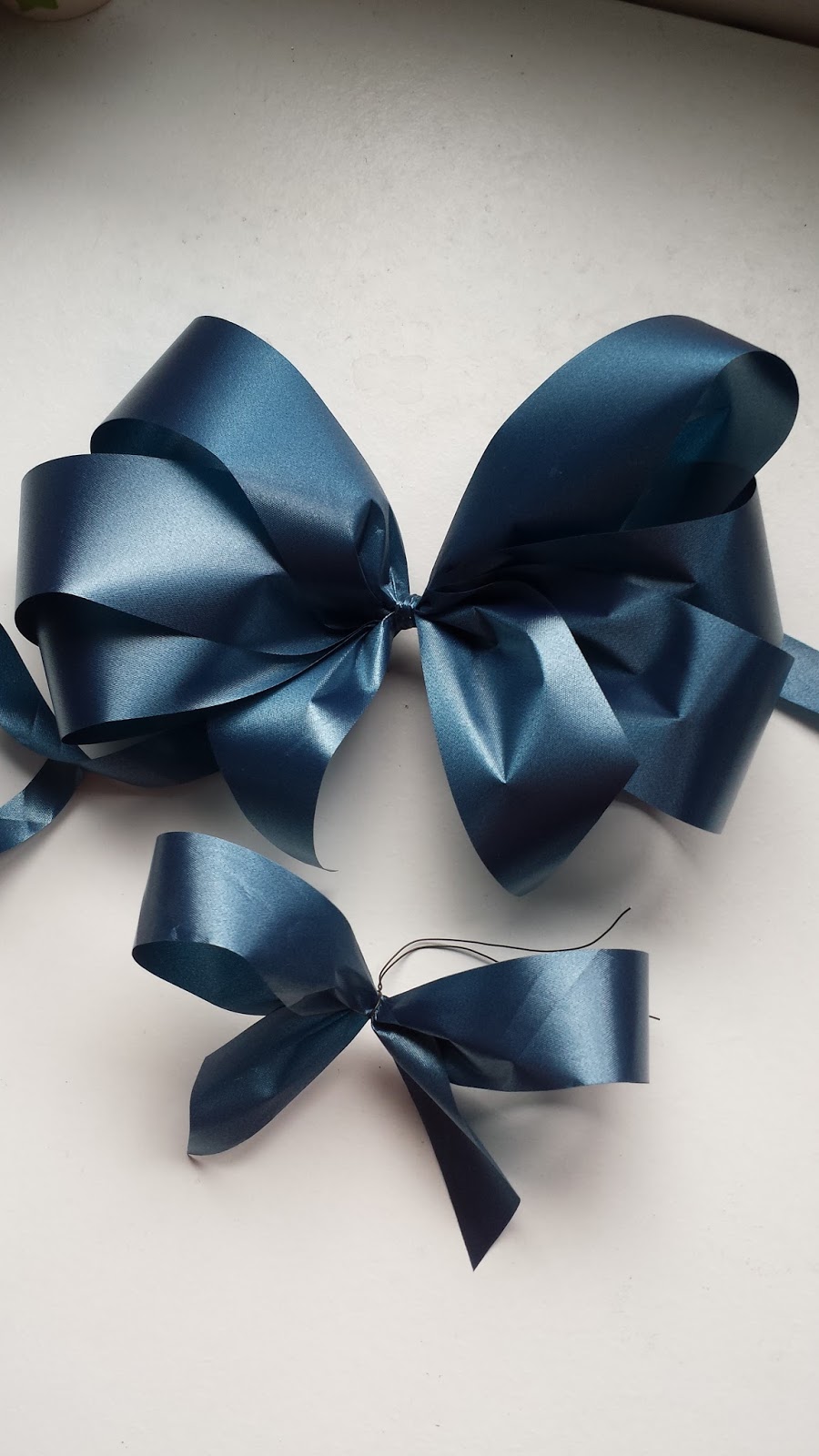 My floristry and gardening blog How to make a florist poly ribbon bow