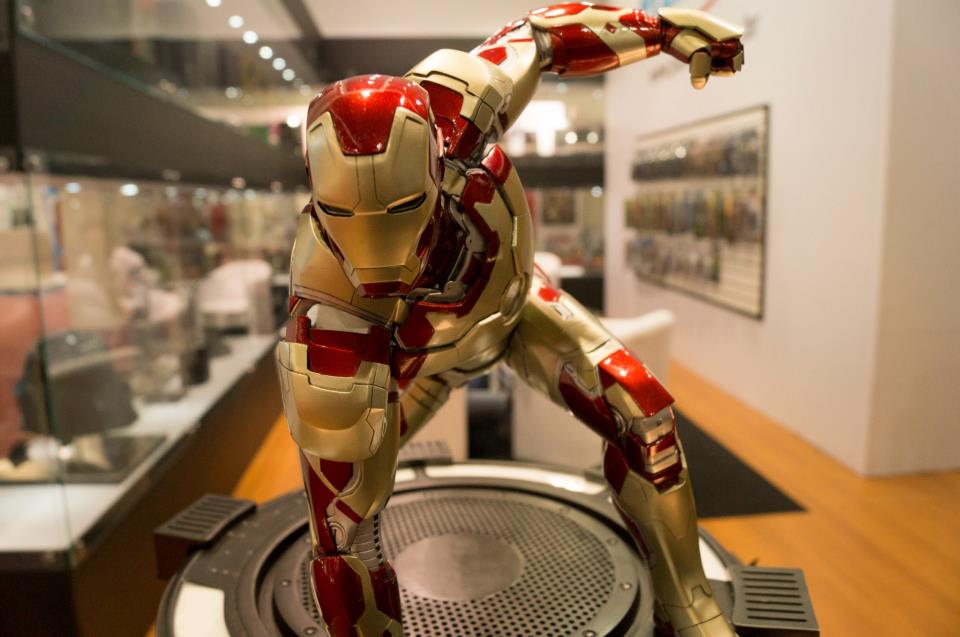 TV Brinquedos Action figure na PiziiToys têm estátua tamanho real