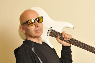 Joe Satriani Bio