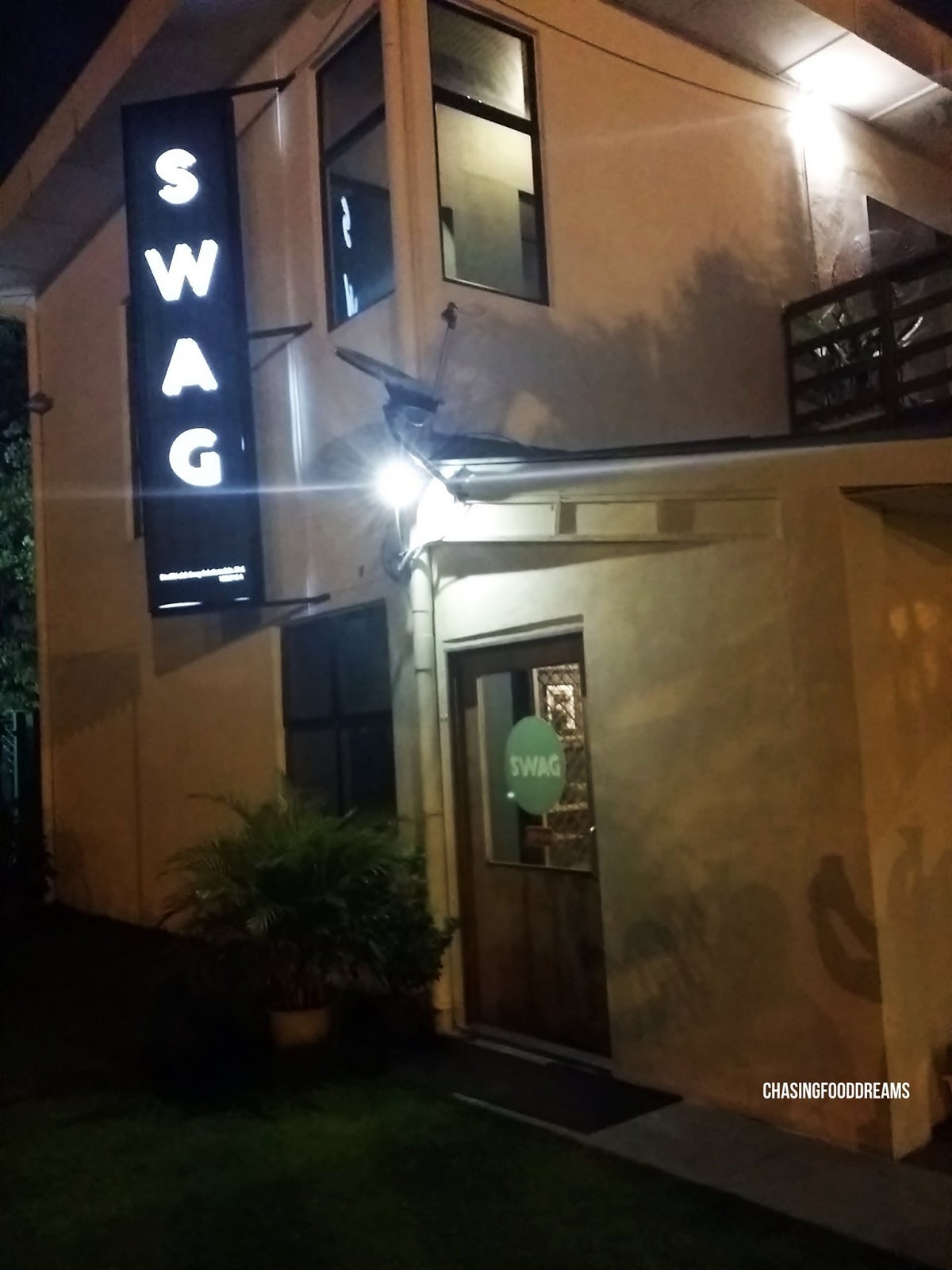 CHASING FOOD DREAMS SWAG Bar & Gril, PJ Palms Sport Centre Let's Have a Swagging Time!