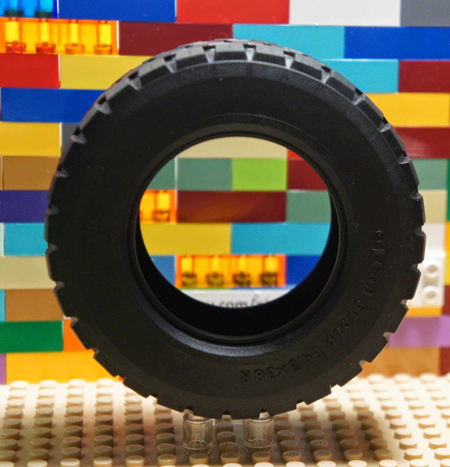 LEGO 4610381 Black Rubber TYRE TIRE 94.3 x 38 R (92912) for Trucks