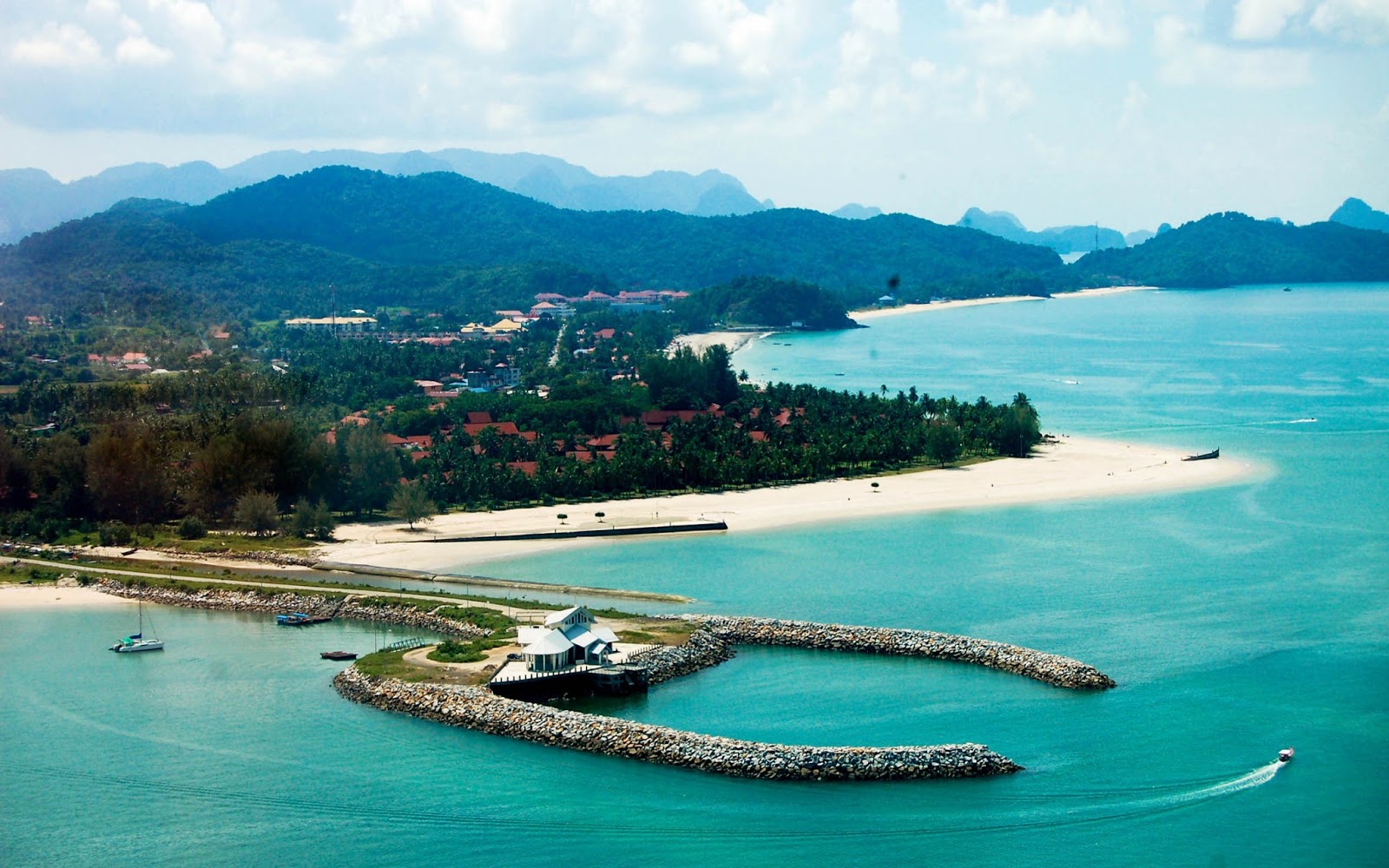 Langkawi Island, Malaysia - Travel Guide and Travel Info - Exotic