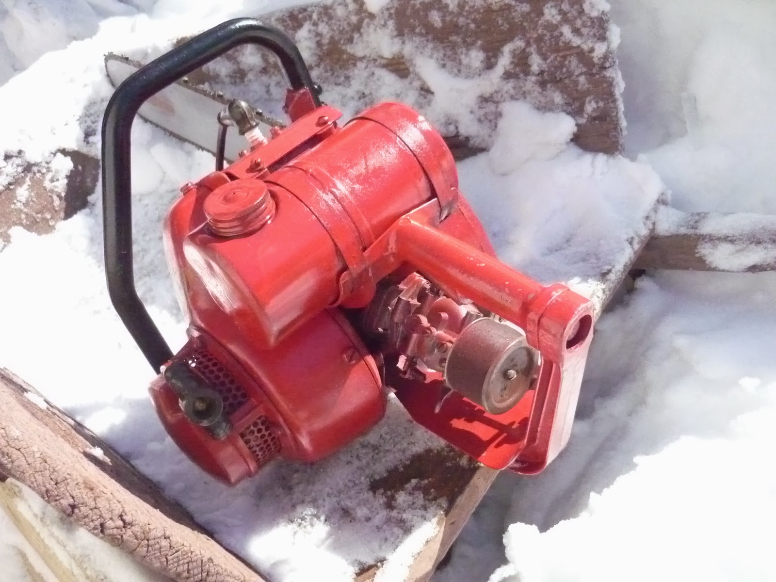 VINTAGE CHAINSAW COLLECTION LOMBARD 34.