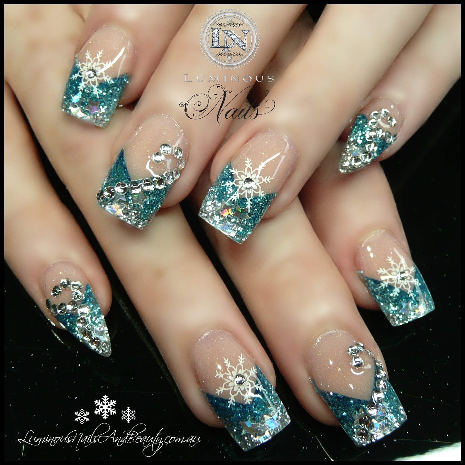 Luminous Nails: December 2012
