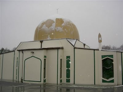 koleksi foto dan gambar masjid gambar dan foto masjid lengkap, koleksi foto amsjid di dunia, masjid terindah, wallpaper masjid unik, masjid kubah emas gambar