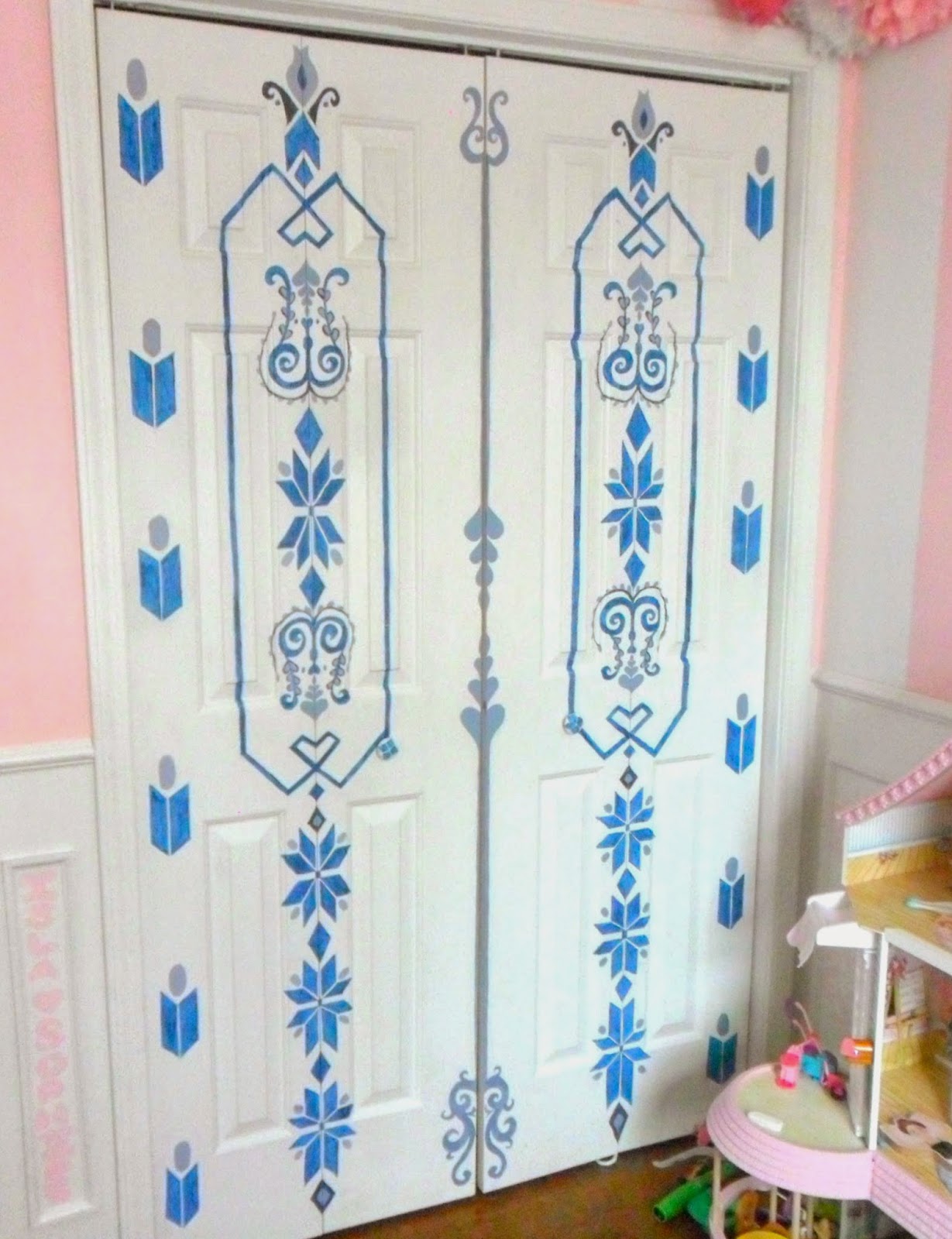 Home Heart and Hands Frozen Inspired Painted Door. Elsa's Bedroom Door.