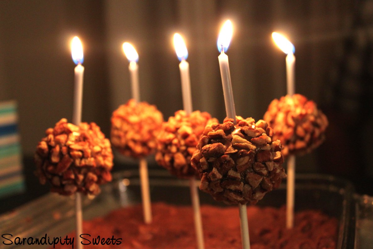 Sarandipity Sweets Happy Birthday Cake Pops!