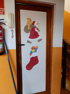 La magia de mirar: LA CHIMENEA DE NUESTRA PUERTA