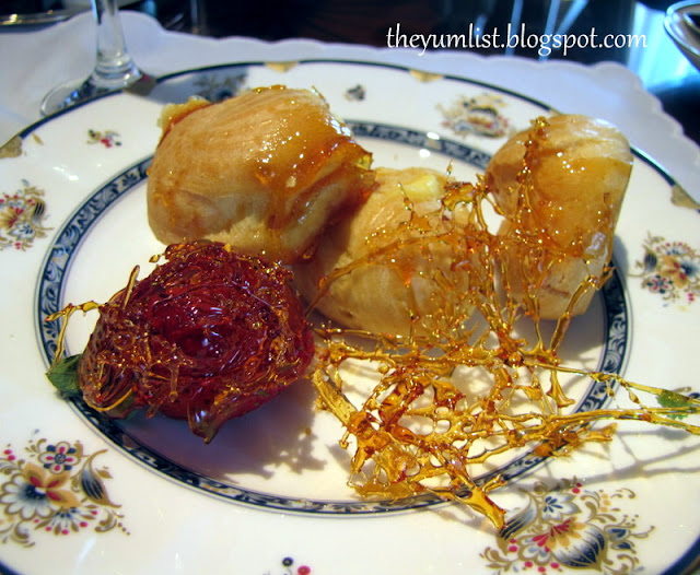 Cream Puffs Sunday buffet brunch, Ritz Carlton, Kuala Lumpur, Bubbly brunch, champagne brunch, seafood buffet